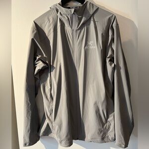 Arc’teryx Grey Windbreaker zip up Size Large